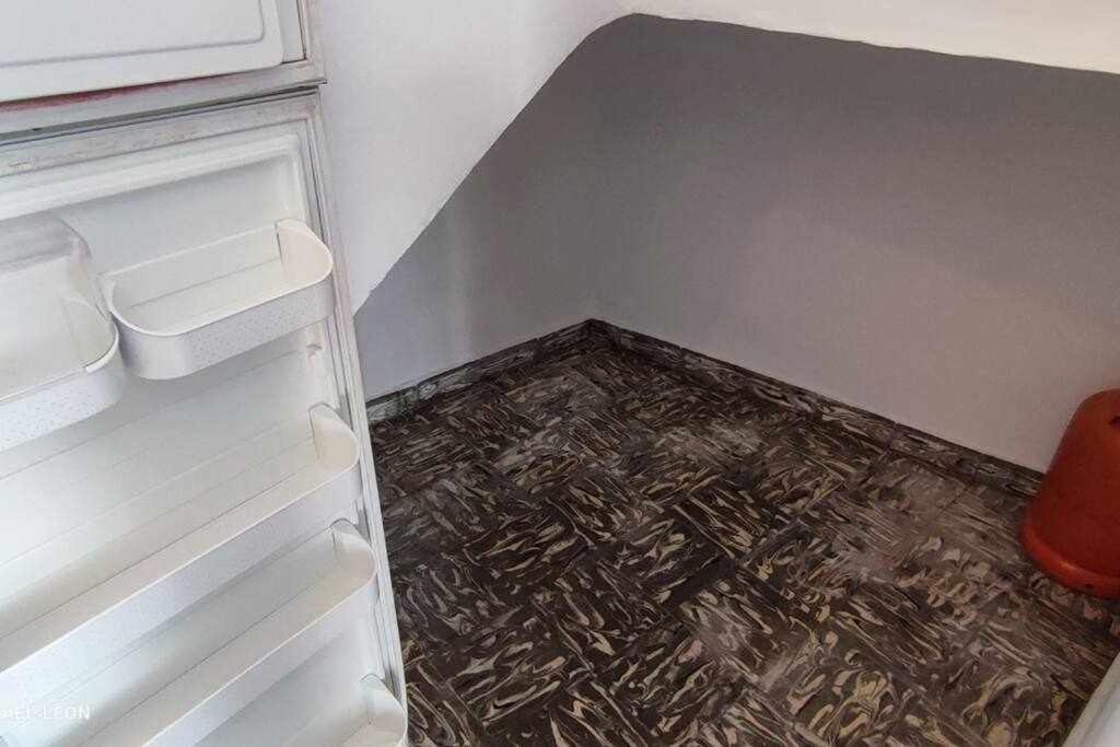 La Casa Amarilla * Candeleda
