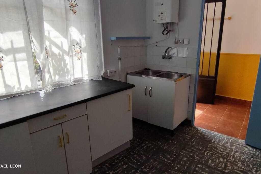 La Casa Amarilla *