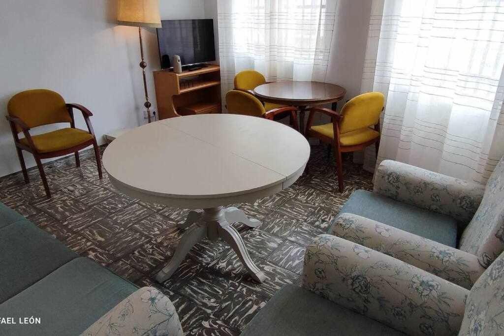 La Casa Amarilla Ferienhaus *
